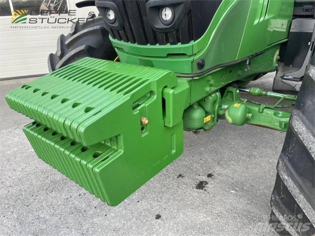 John Deere 6155R Traktorit