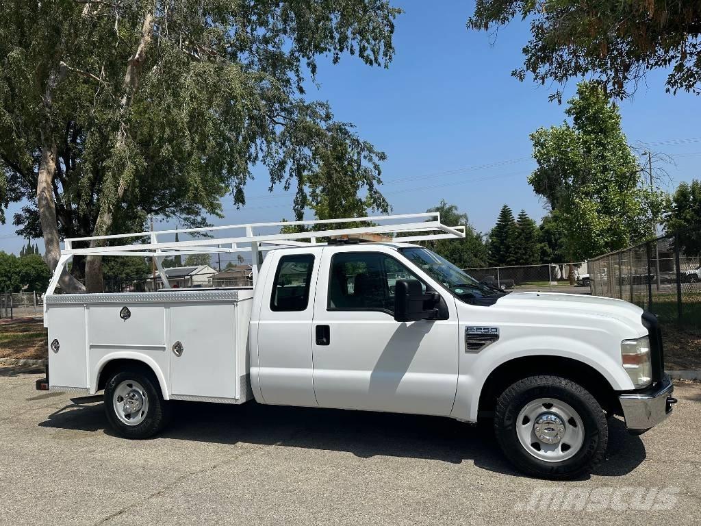 Ford F 250 Lava-autot