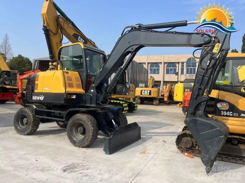 Hyundai R60W vs Minikaivukoneet < 7t