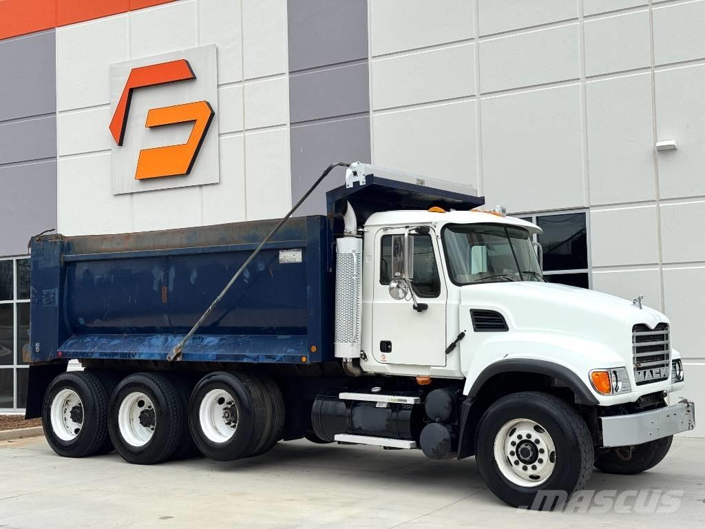 Mack CV 713 Sora- ja kippiautot