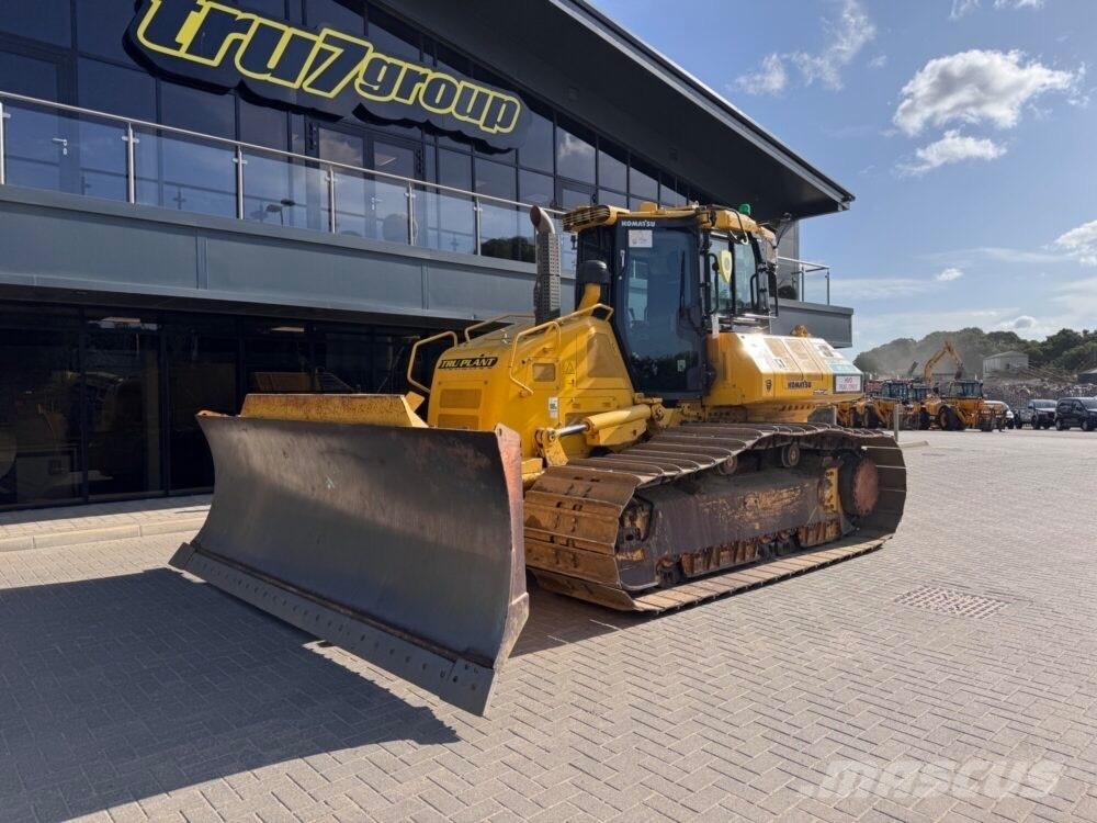 Komatsu D71 PXi-24EO Telaketjupuskutraktorit