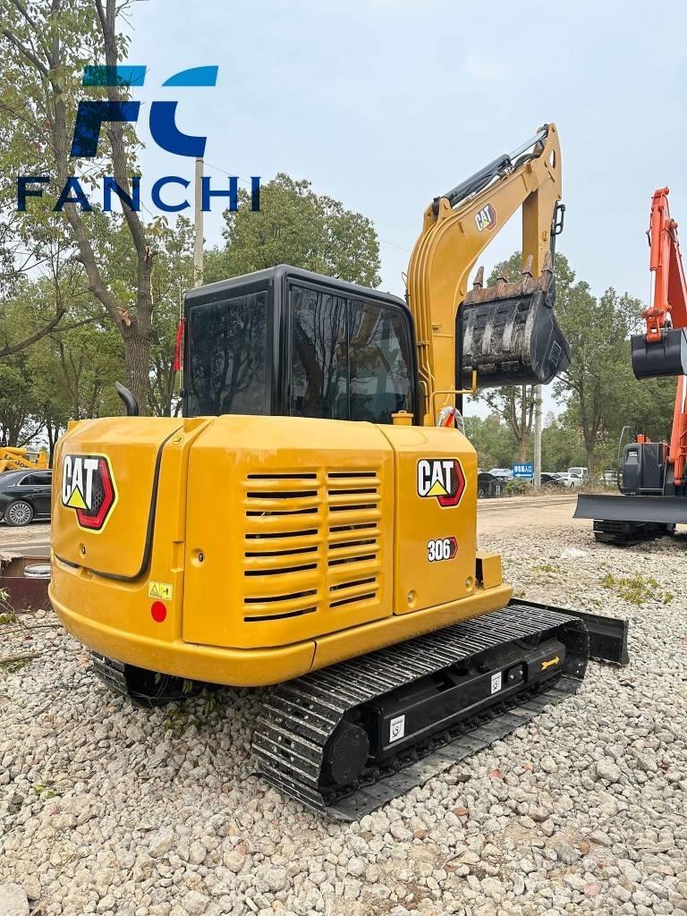 CAT 306 Minikaivukoneet < 7t