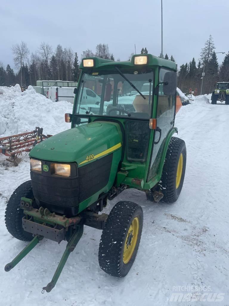 John Deere 4410 Taajamatraktorit