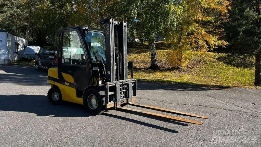Yale GDP 35 VX Dieseltrukit