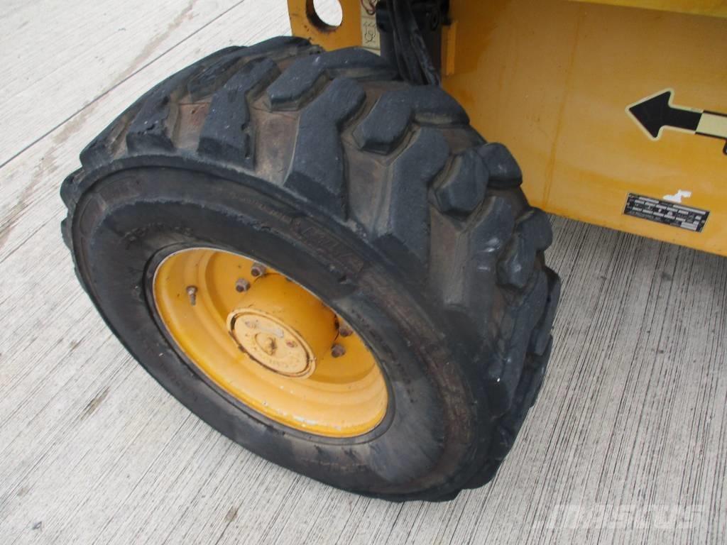 JLG 600 SJ (254) Teleskooppipuominostimet