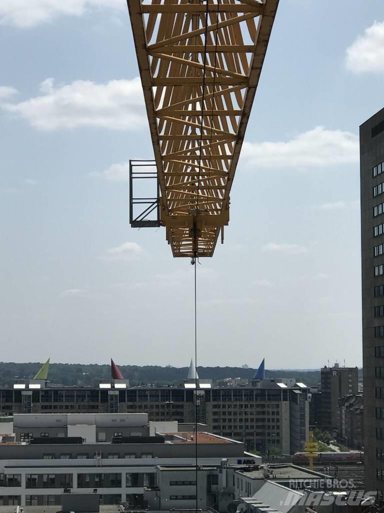 Liebherr 110 EC-B 6 Torninosturit