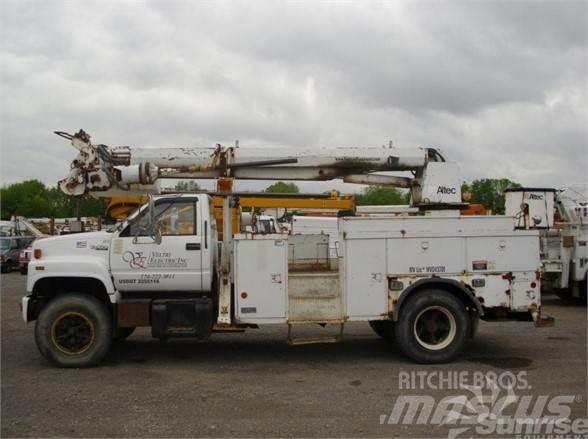 Altec D845B Nostolava-autot