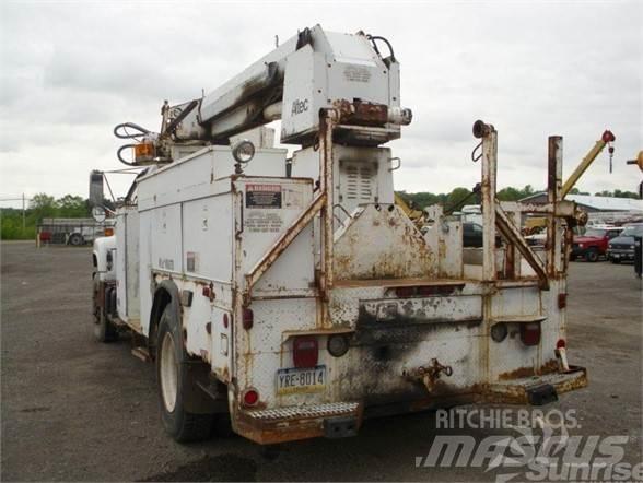 Altec D845B Nostolava-autot