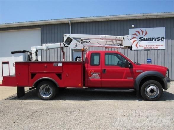 Terex TL38P Nostolava-autot