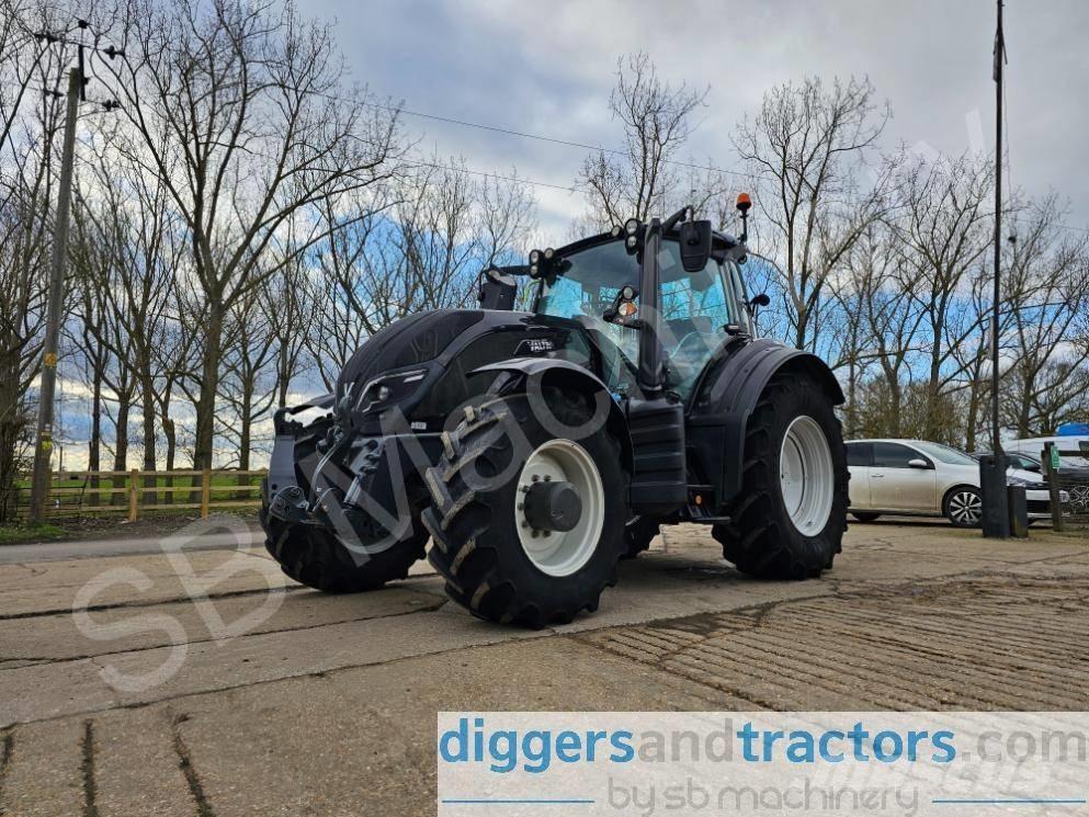 Valtra T 154 Traktorit