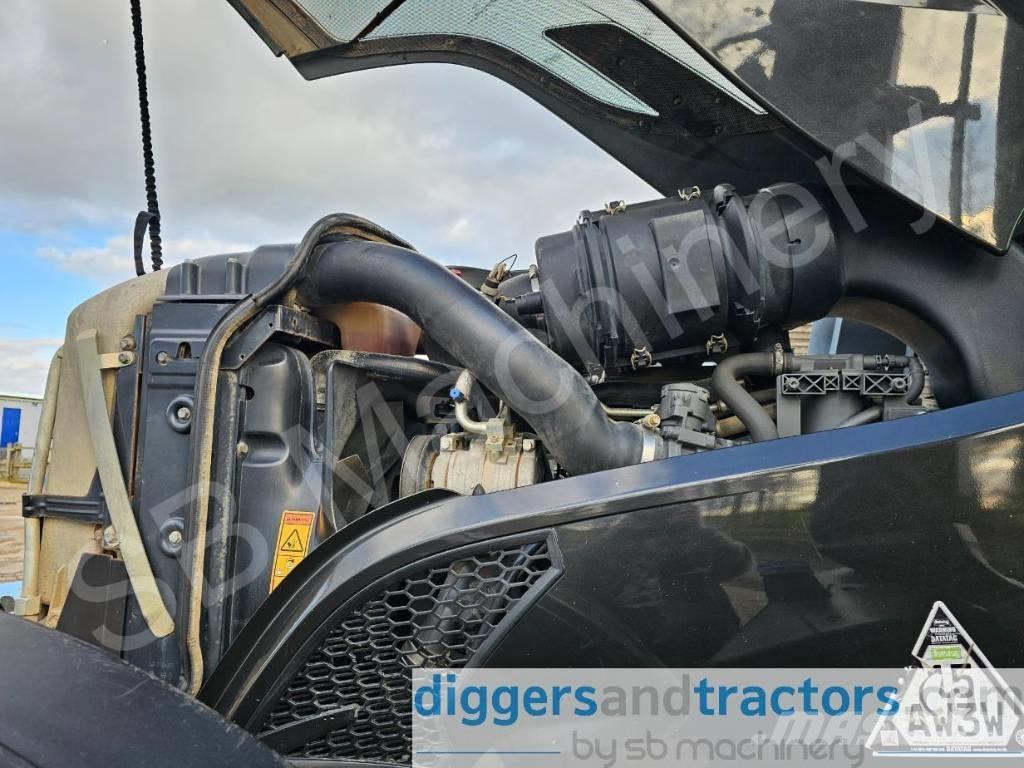 Valtra T 154 Traktorit