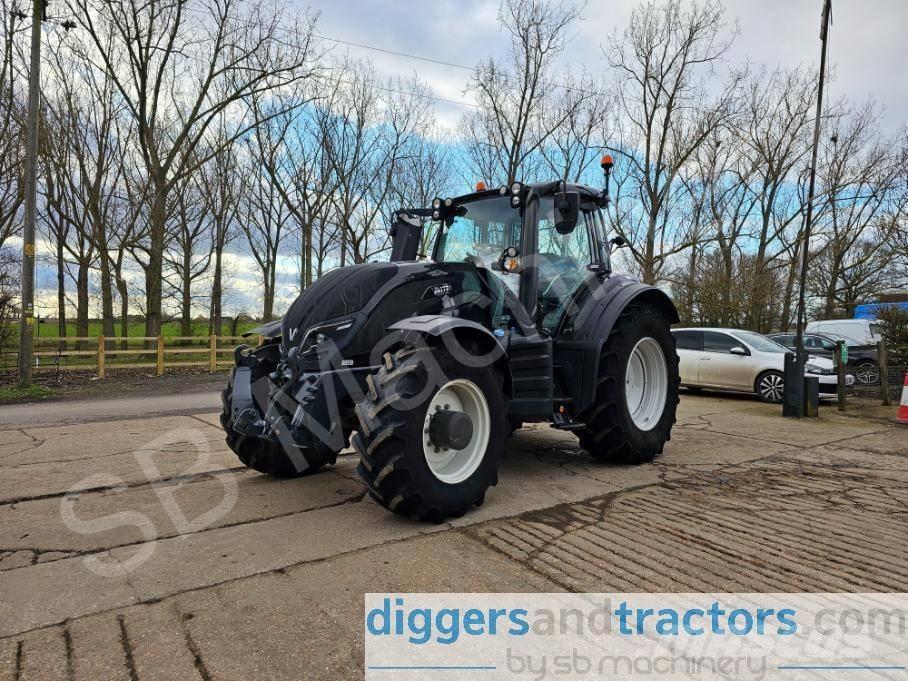 Valtra T 154 Traktorit