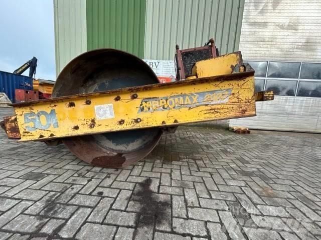 Vibromax 2000 Hinattavat jyrät
