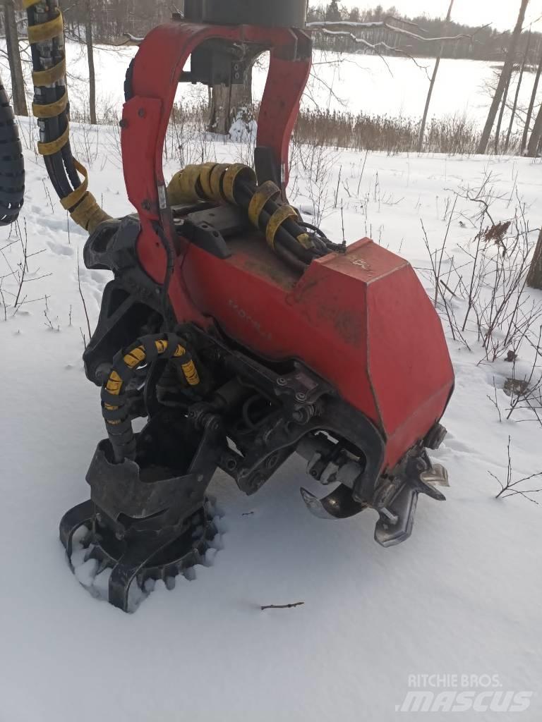 Komatsu 911CX-6 Harvesterit