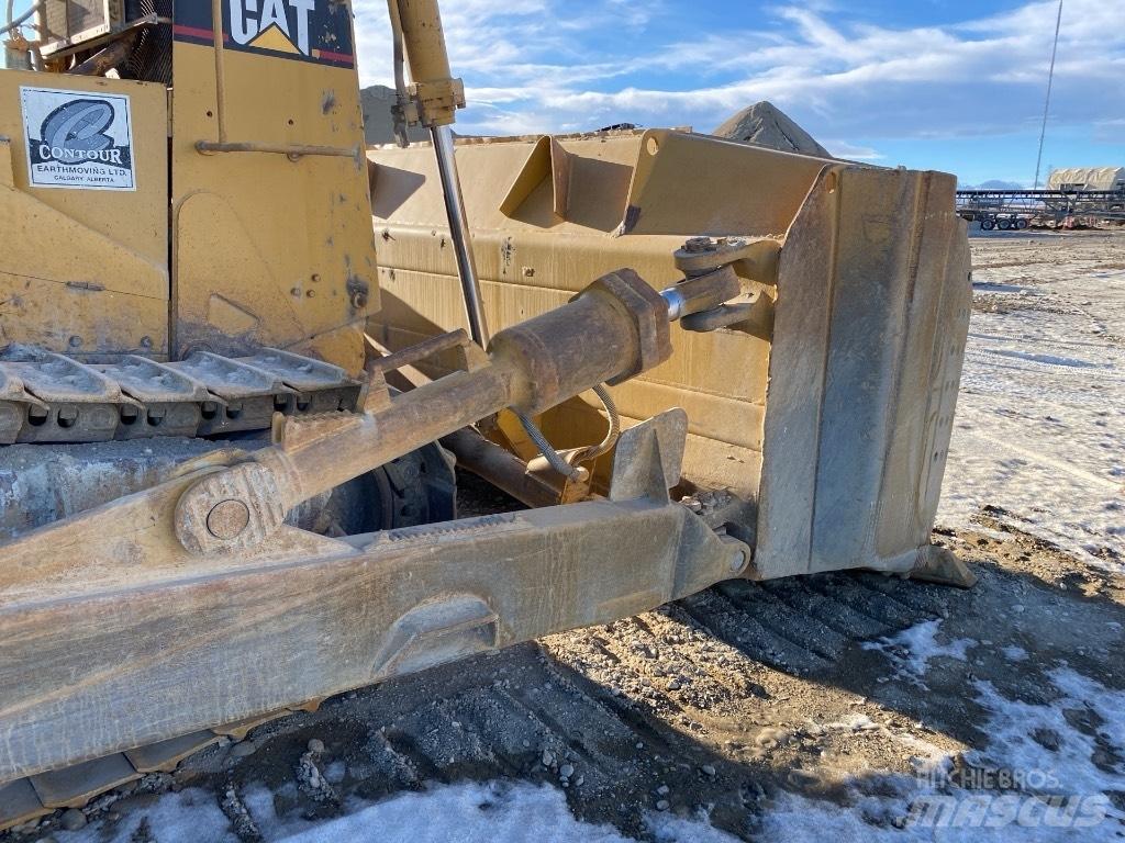CAT D9L Telaketjupuskutraktorit