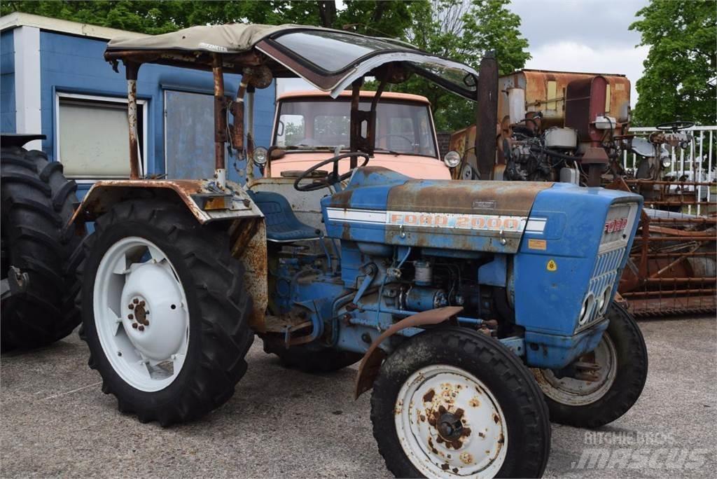 Ford 2000 Traktorit