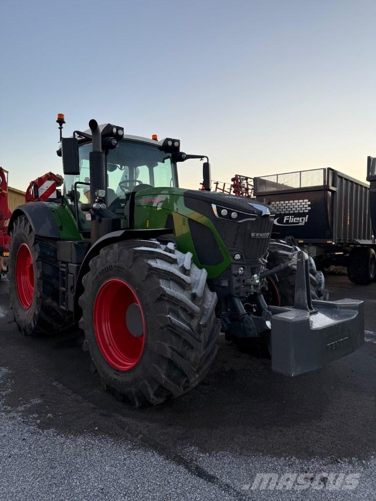 Fendt 933 Vario Traktorit