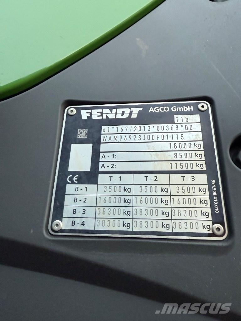 Fendt 933 Vario Traktorit