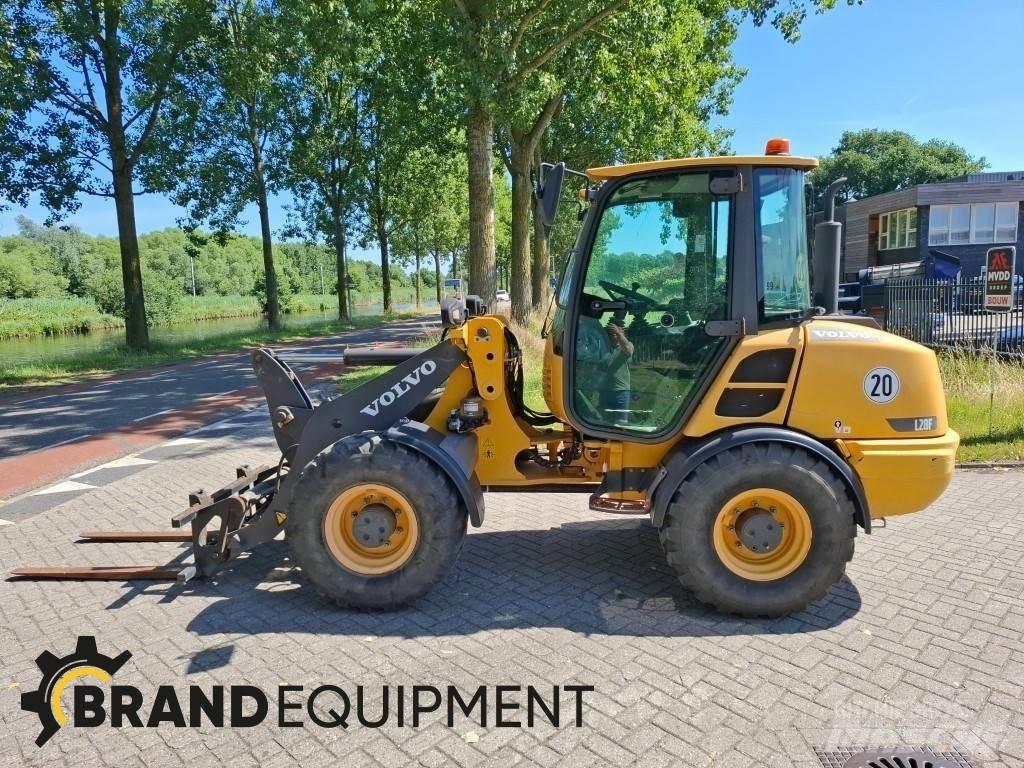 Volvo L28F Pyöräkuormaajat