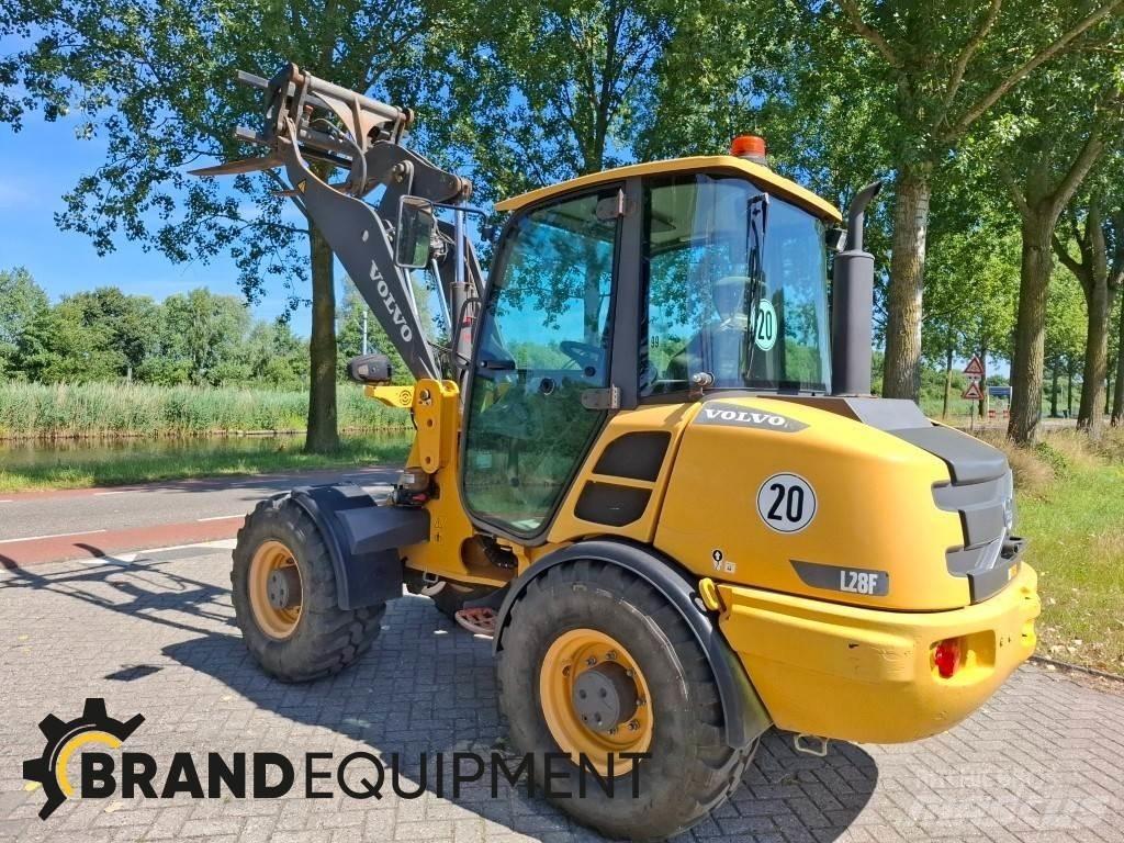 Volvo L28F Pyöräkuormaajat