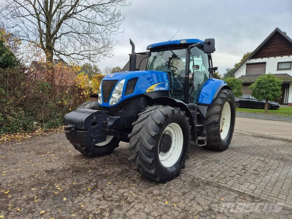 New Holland T 7040 Traktorit