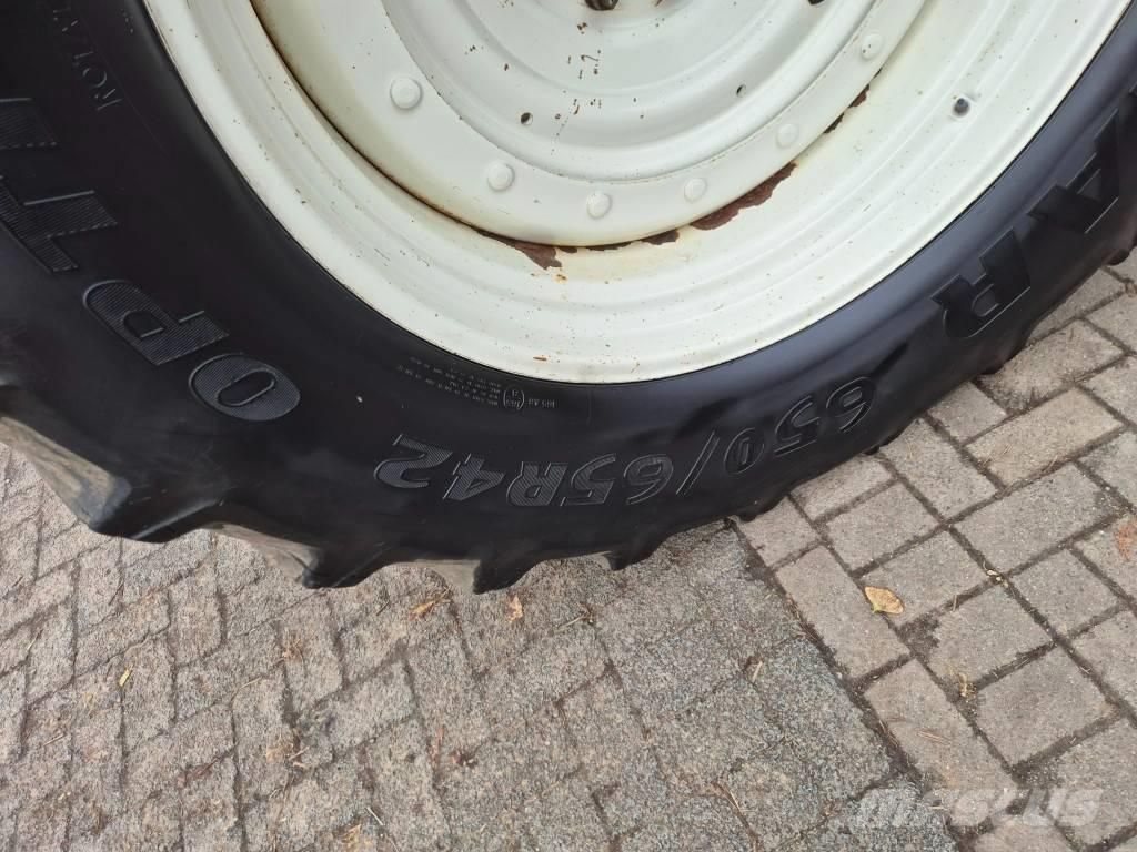 New Holland T 7040 Traktorit