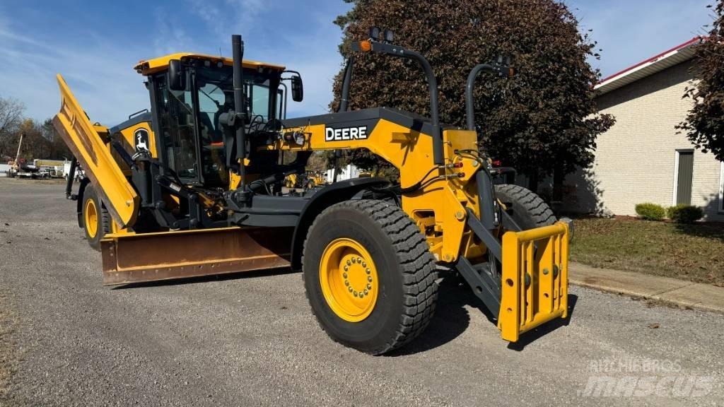 John Deere 872 GP Tiehöylät