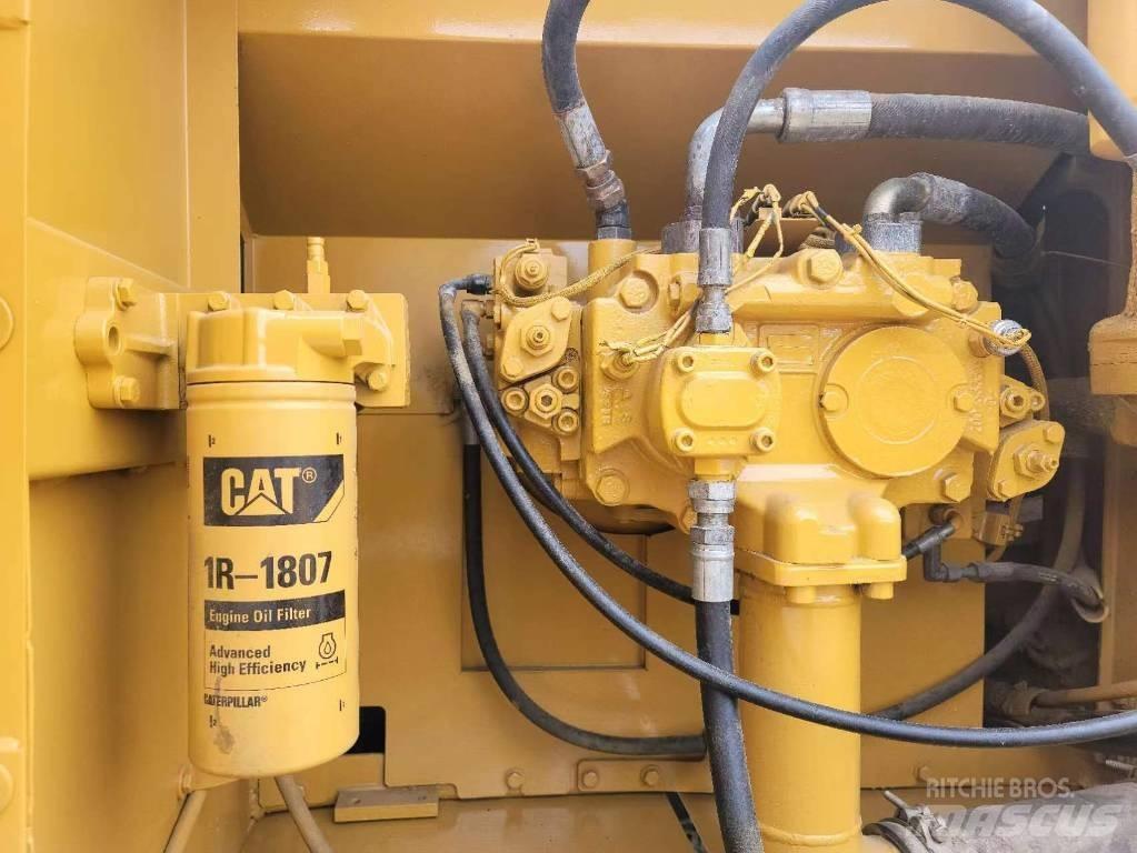 CAT 325 D Telakaivukoneet