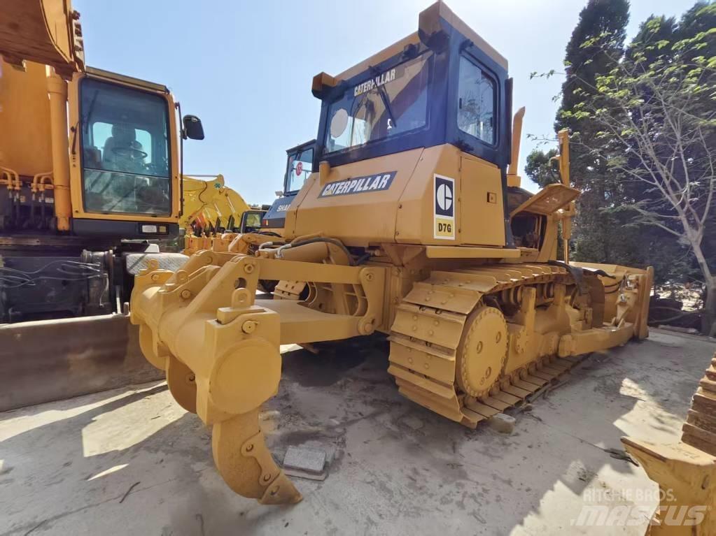 CAT D 7 G Tiehöylät