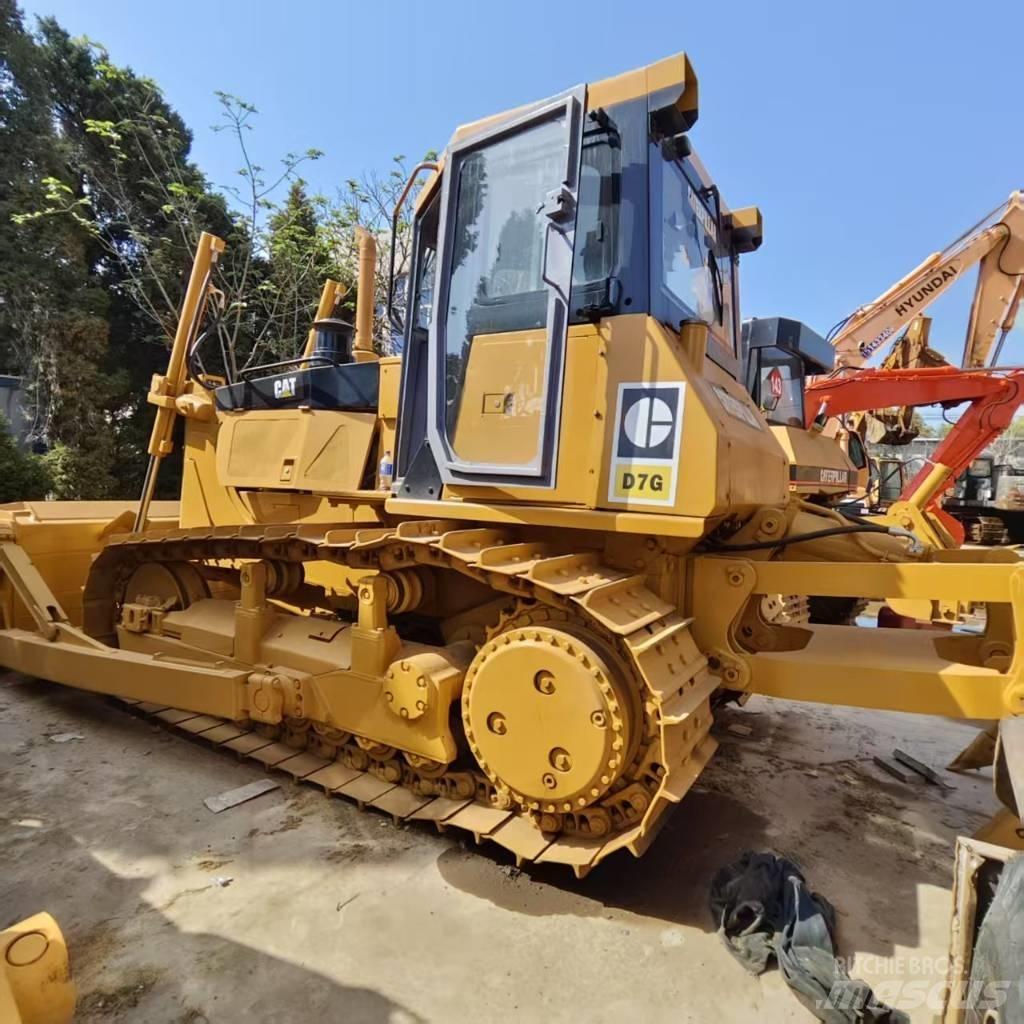 CAT D 7 G Tiehöylät