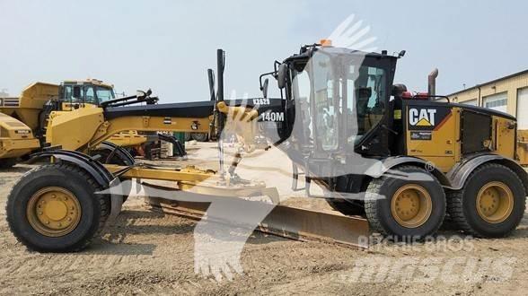 CAT 140M AWD Tiehöylät