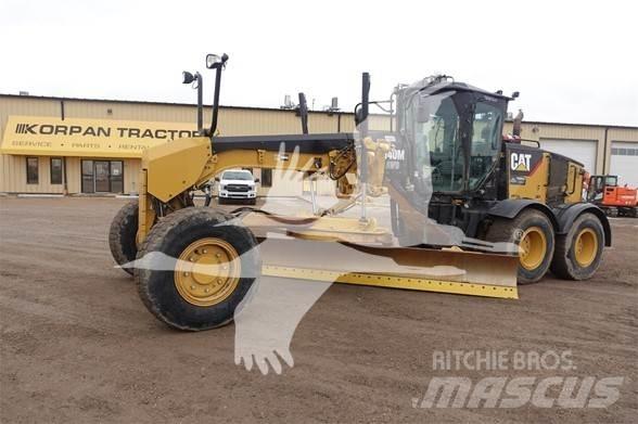 CAT 140M AWD Tiehöylät