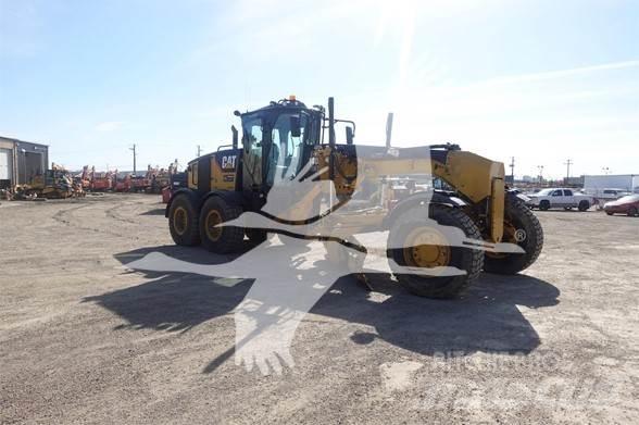 CAT 140M AWD Tiehöylät