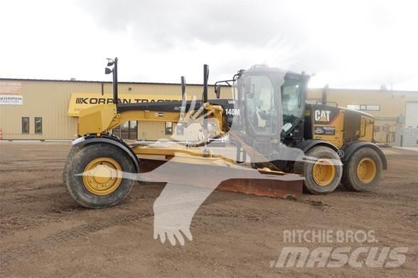 CAT 140M AWD Tiehöylät