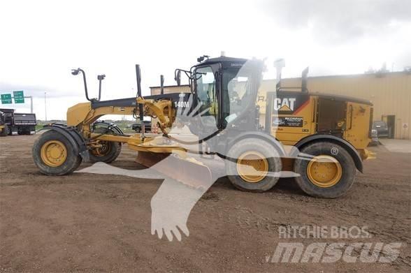 CAT 140M AWD Tiehöylät