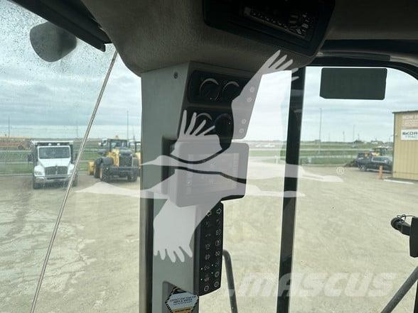 CAT 966M Pyöräkuormaajat