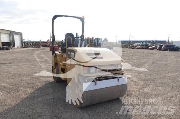 CAT CB34 Yksivalssijyrät