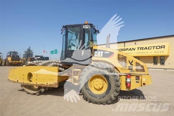CAT CP64 Yksivalssijyrät