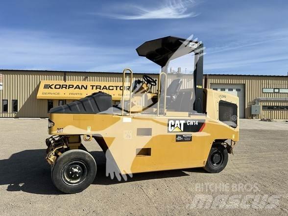 CAT CW14 Kumipyöräjyrät