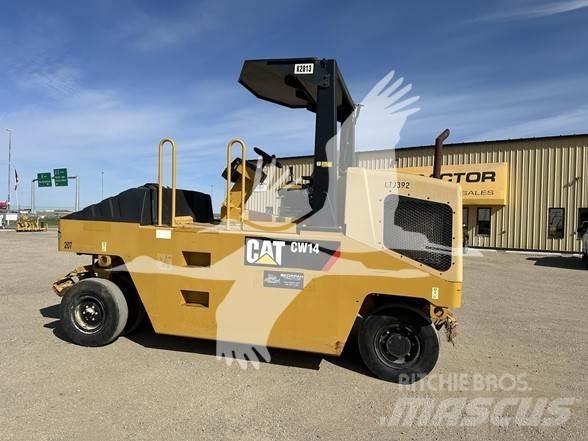 CAT CW14 Kumipyöräjyrät