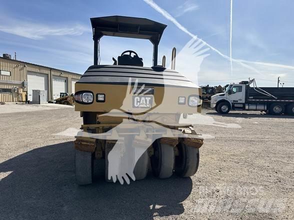 CAT CW14 Kumipyöräjyrät