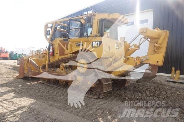 CAT D8T Telaketjupuskutraktorit