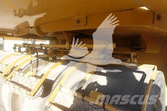 CAT PS-360C Kumipyöräjyrät