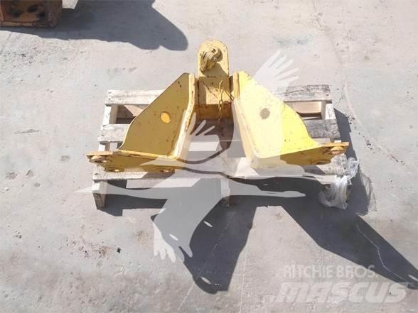 Komatsu  Muut