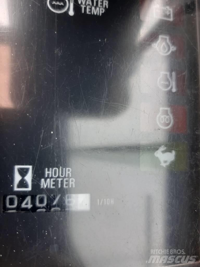 Takeuchi TB016 Minikaivukoneet < 7t