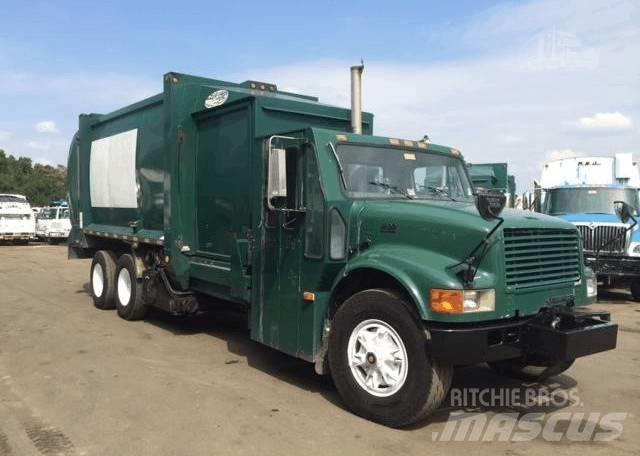 International 4900 Jäteautot