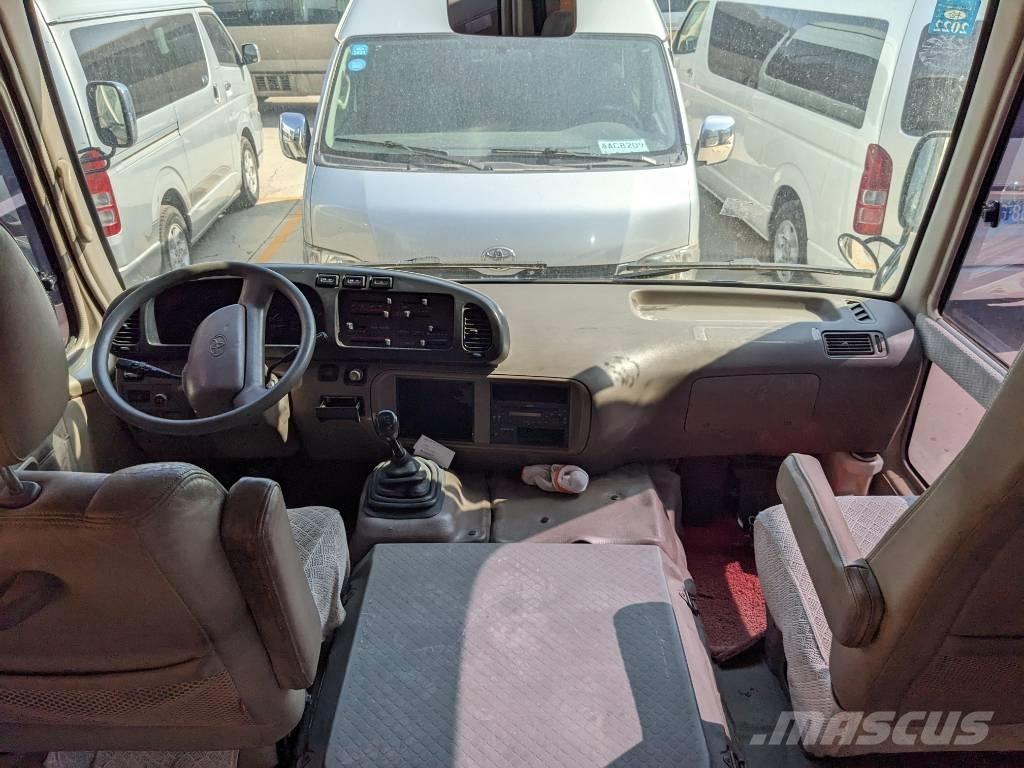 Toyota Coaster Bus Minibussit