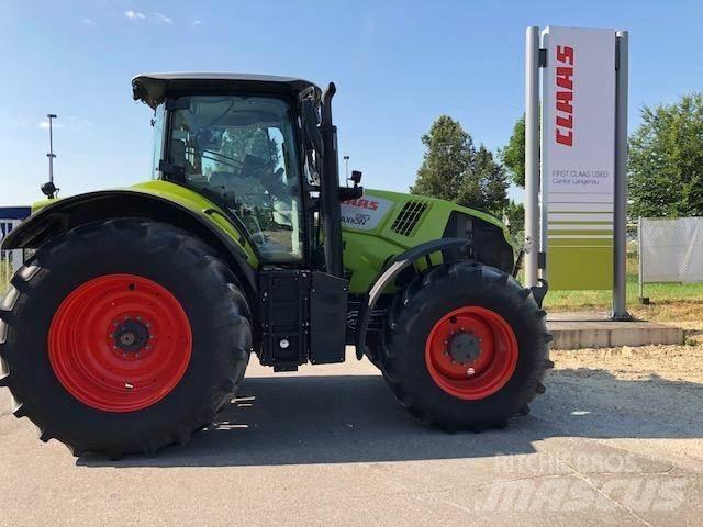 CLAAS AXION 810 Traktorit