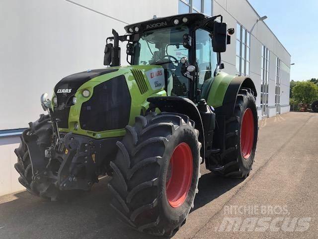 CLAAS AXION 810 Traktorit