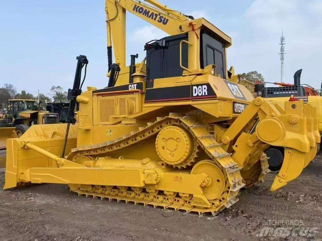 CAT D 8 R Telaketjupuskutraktorit